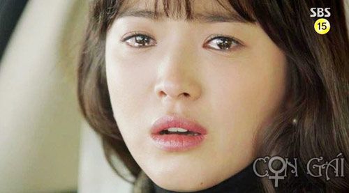 Khóc Song Hye Kyo vẫn xinh đẹp
